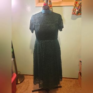 Green Lace Torrid dress size 10